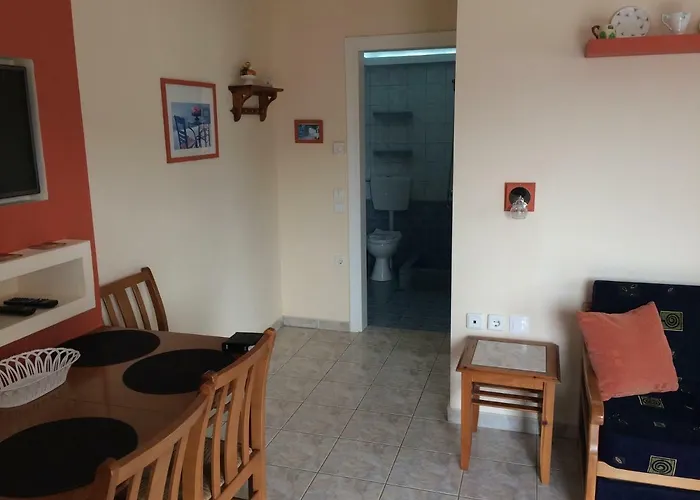 Aegean Daire Potos